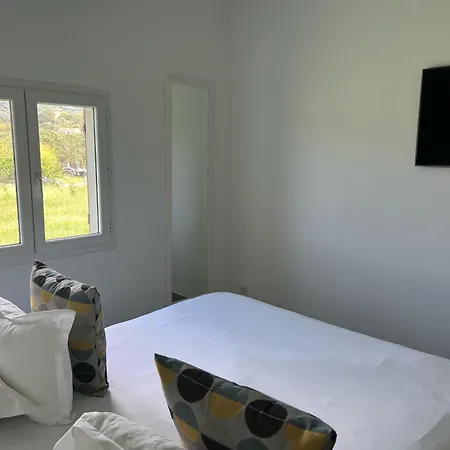 Les Bergeries Αζάτσιο